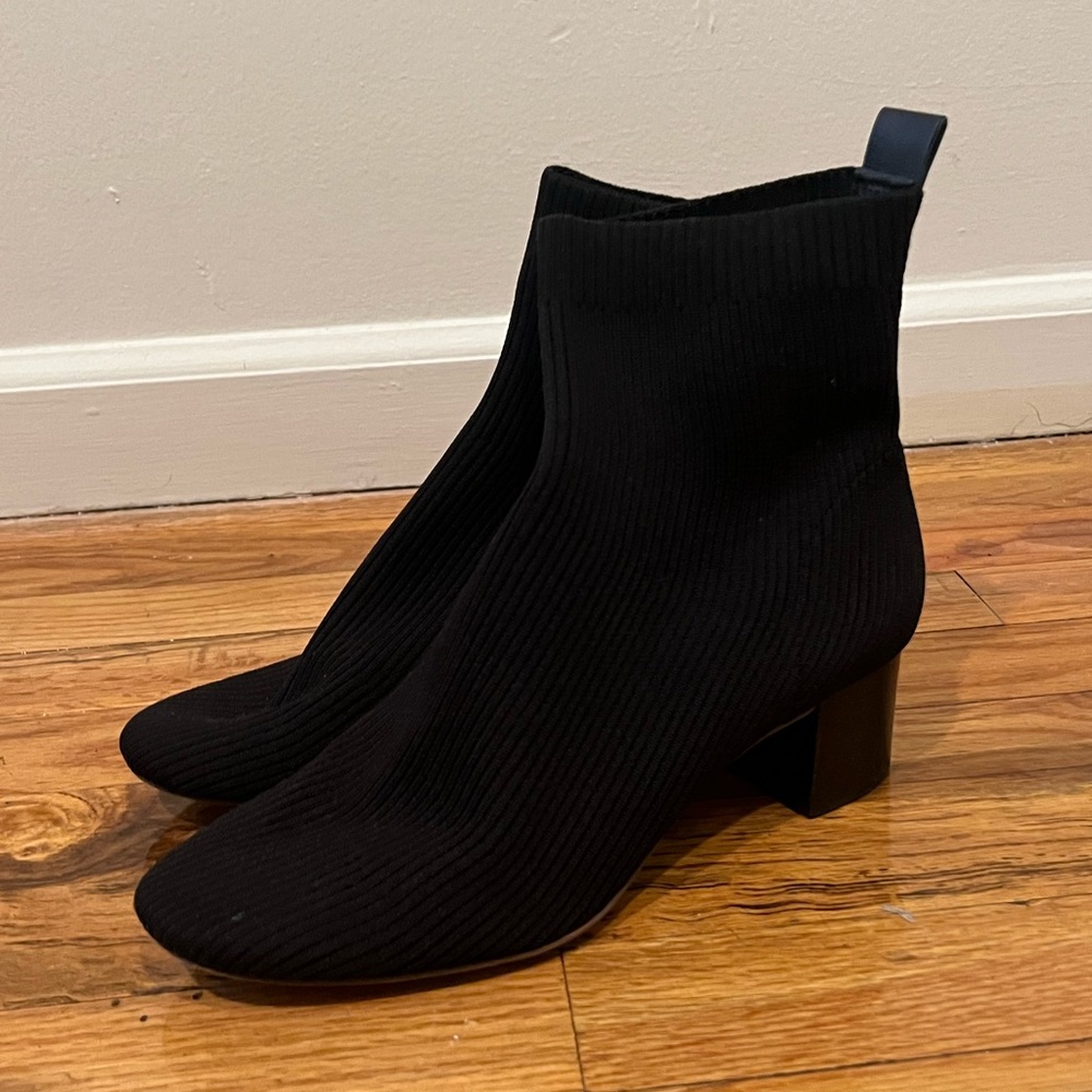 Everlane black glove boots